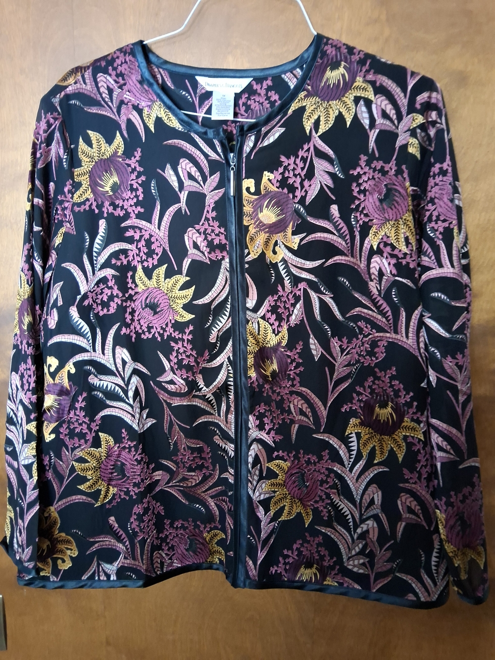 Women’s Floral Zip-Front Blazer Jacket - Black with Pink & Gold Floral Print